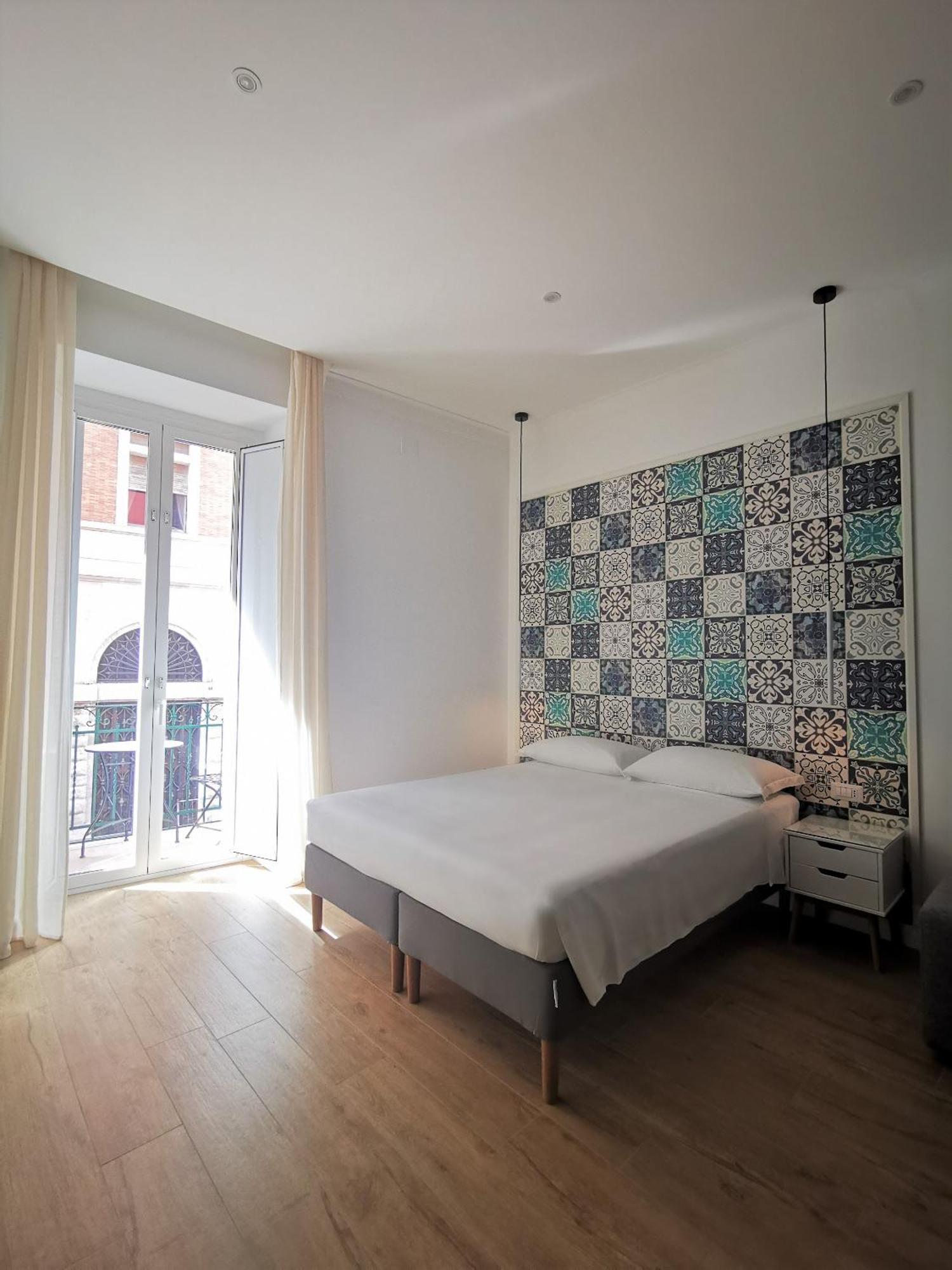 Cattaro 65 - Flexible Check-In Apartments Bari Exterior foto